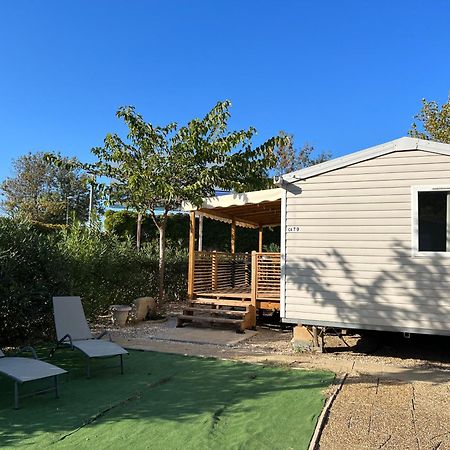 Mobilhome Vias Plage Dans Camping Экстерьер фото