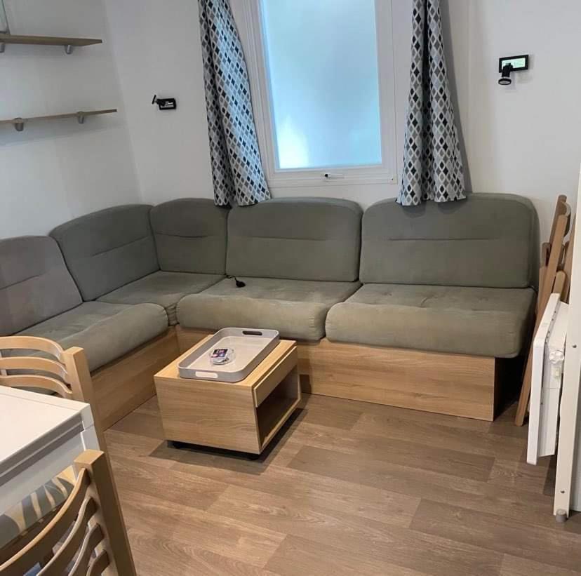 Mobilhome Vias Plage Dans Camping Экстерьер фото